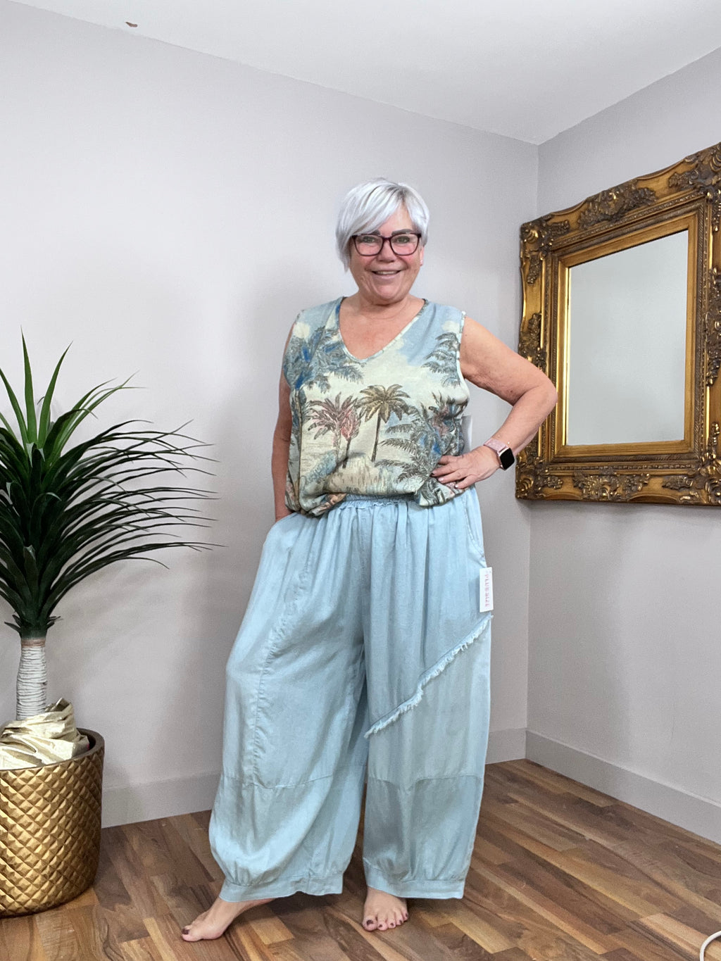 Glitzy Palm Vest Top