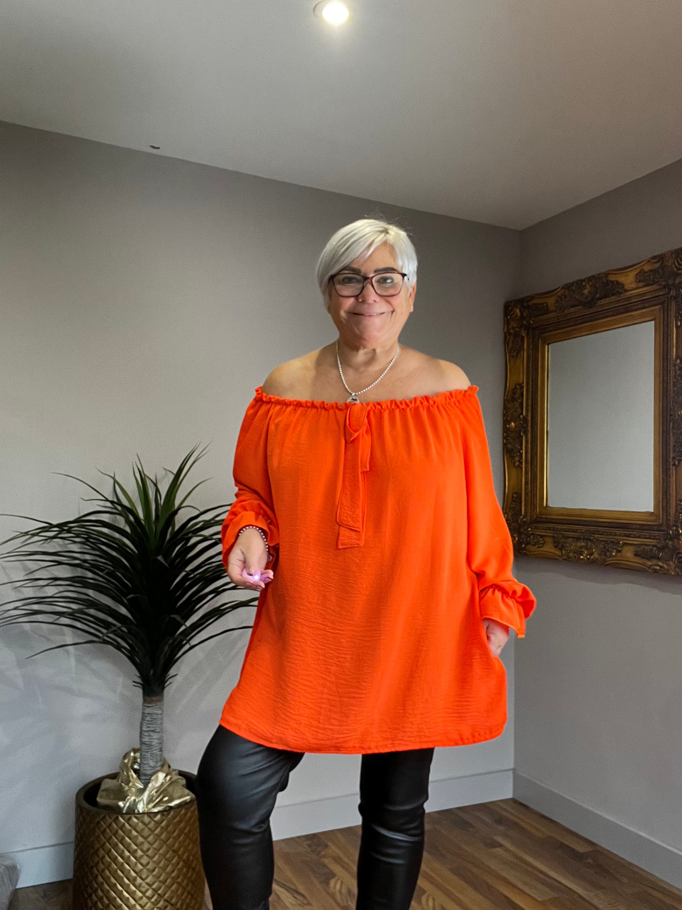 🔥 Sale No Return - Betsy Bardot Top