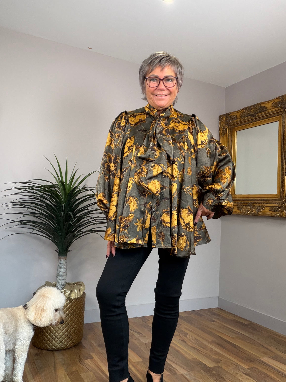 Gold/Grey Floral Pussy Bow