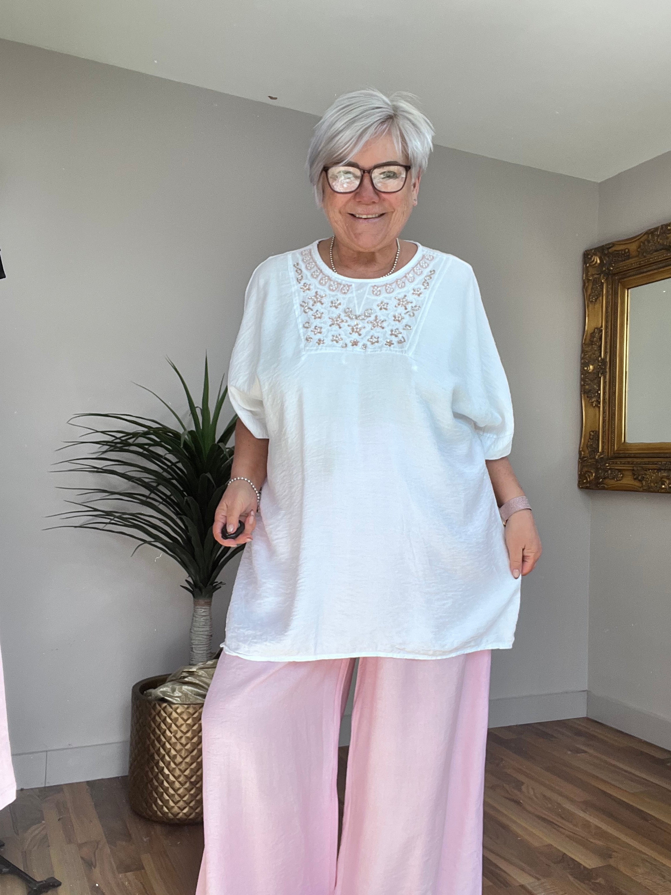 Pearl Detailed Cotten Top