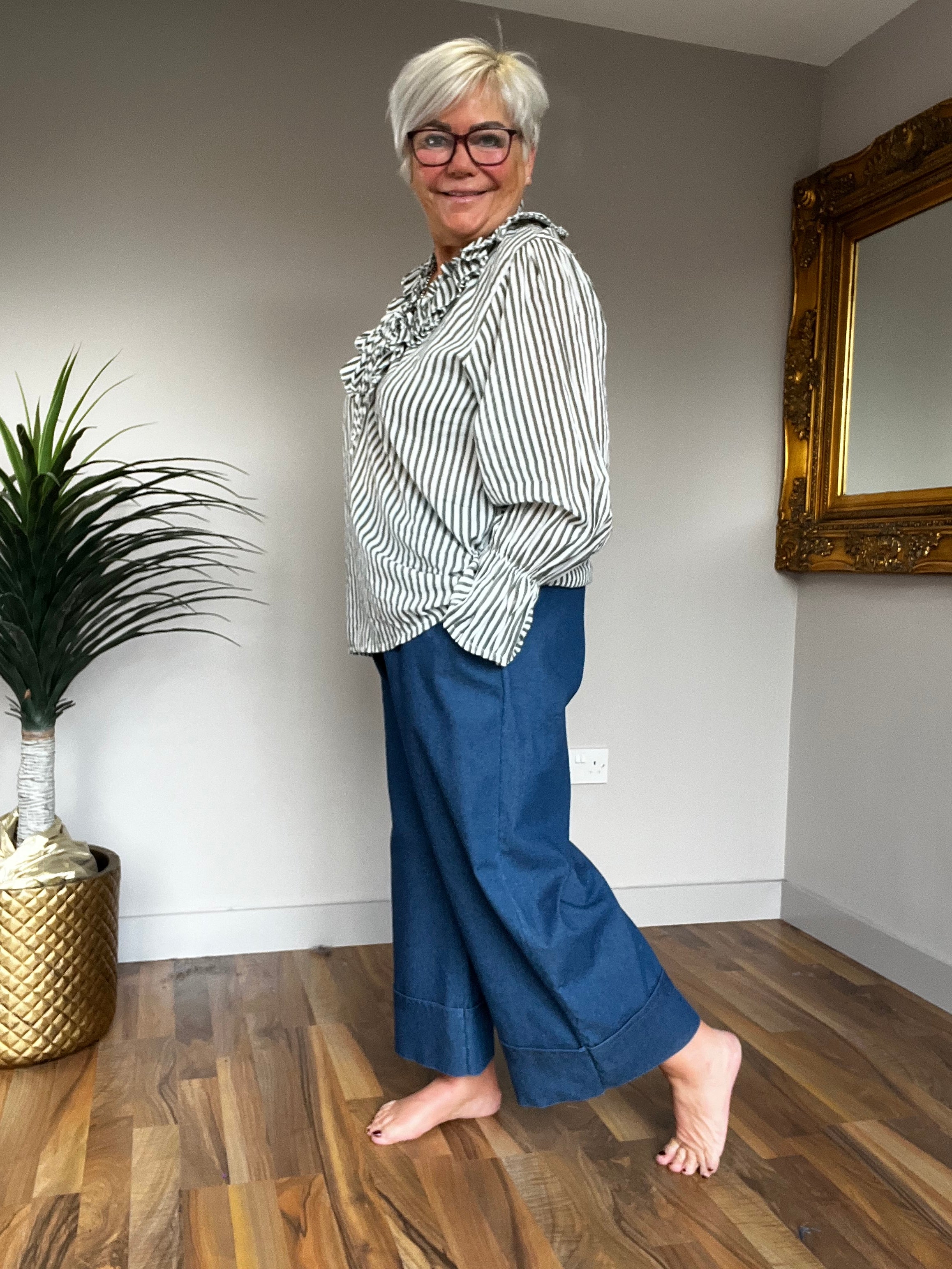 🔥 Sale No Return - Florence Frill Shirt