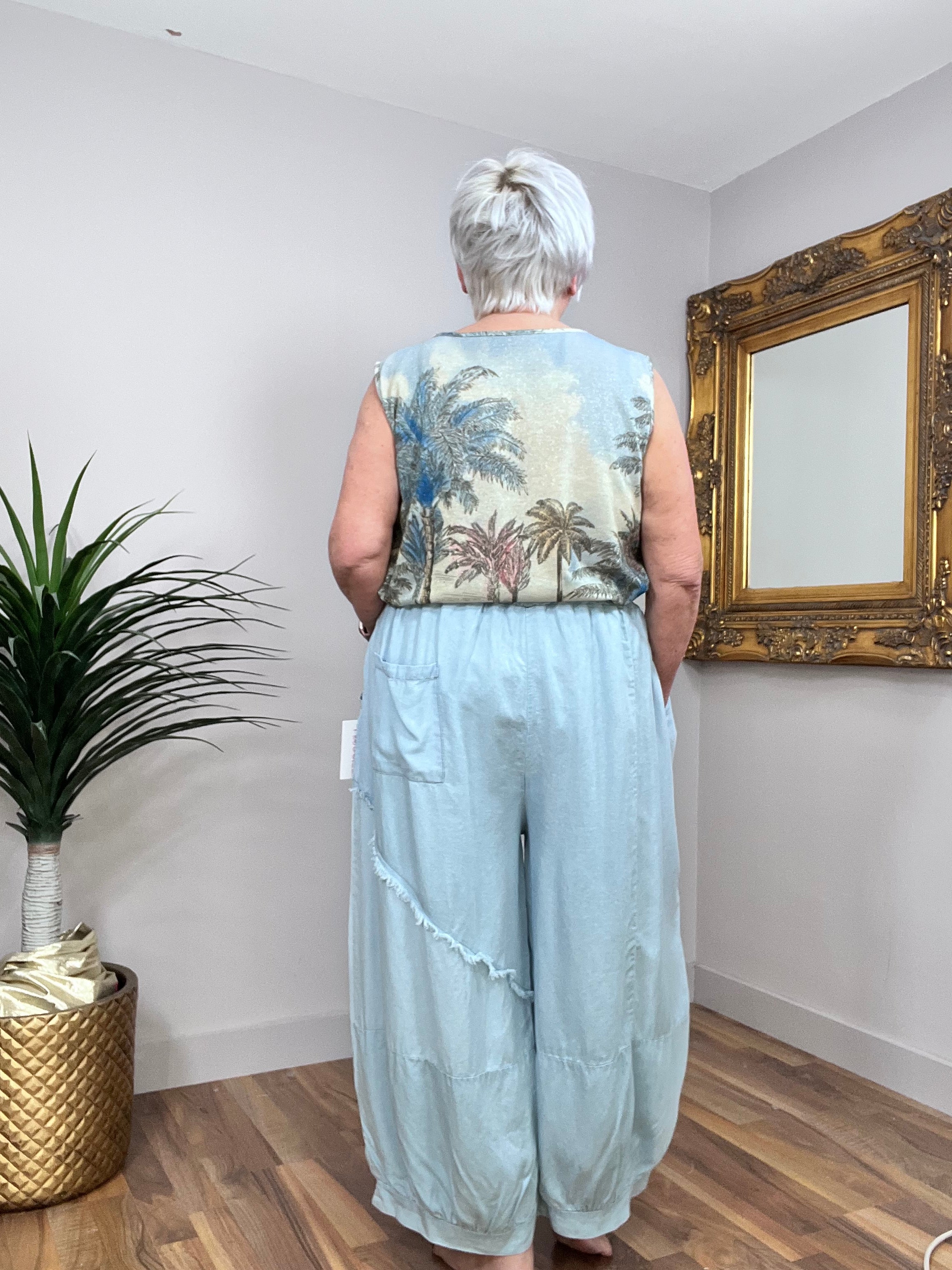 Glitzy Palm Vest Top