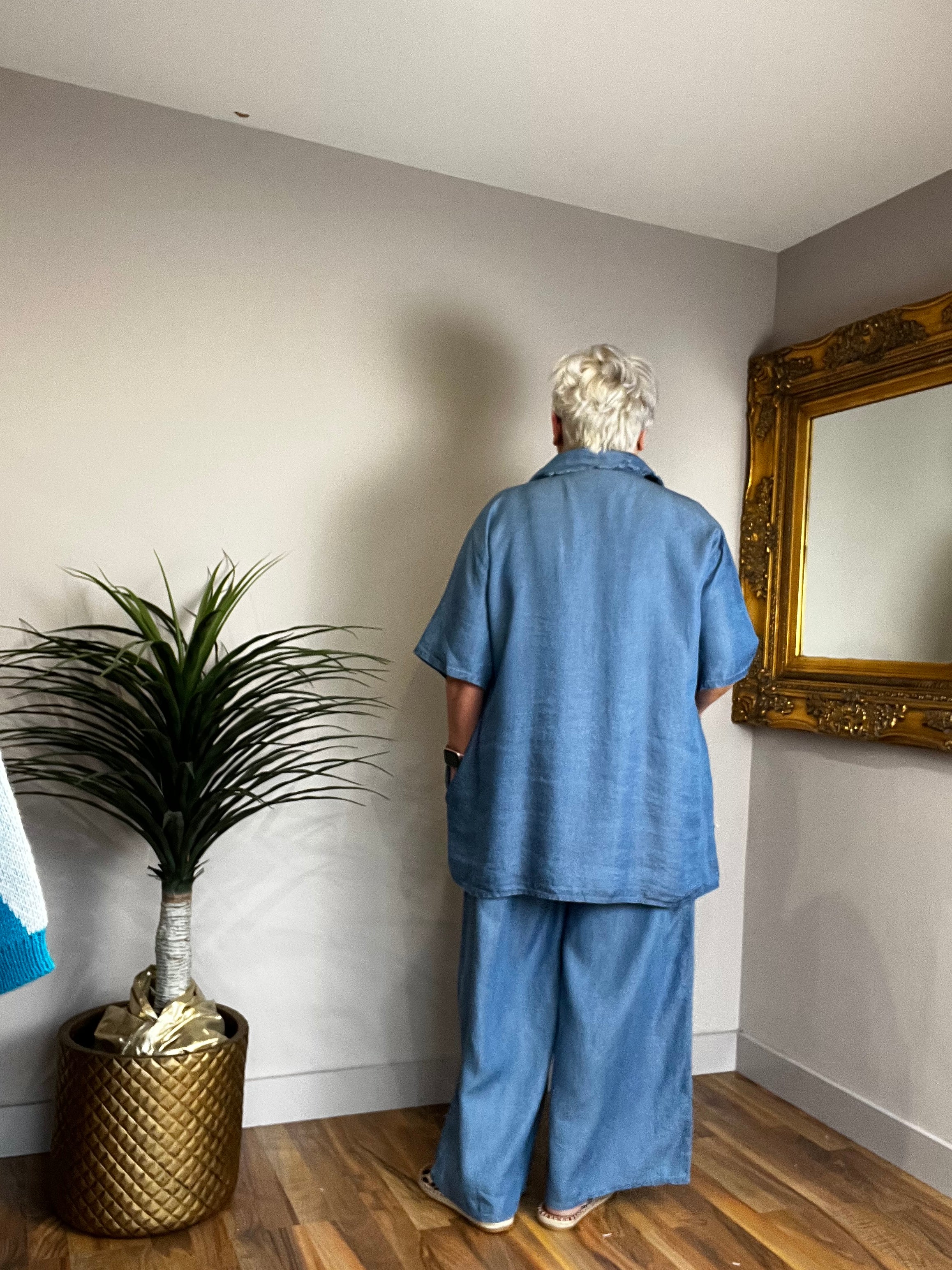 🔥 Sale No Return - Chambray Frayed Edge Shirt