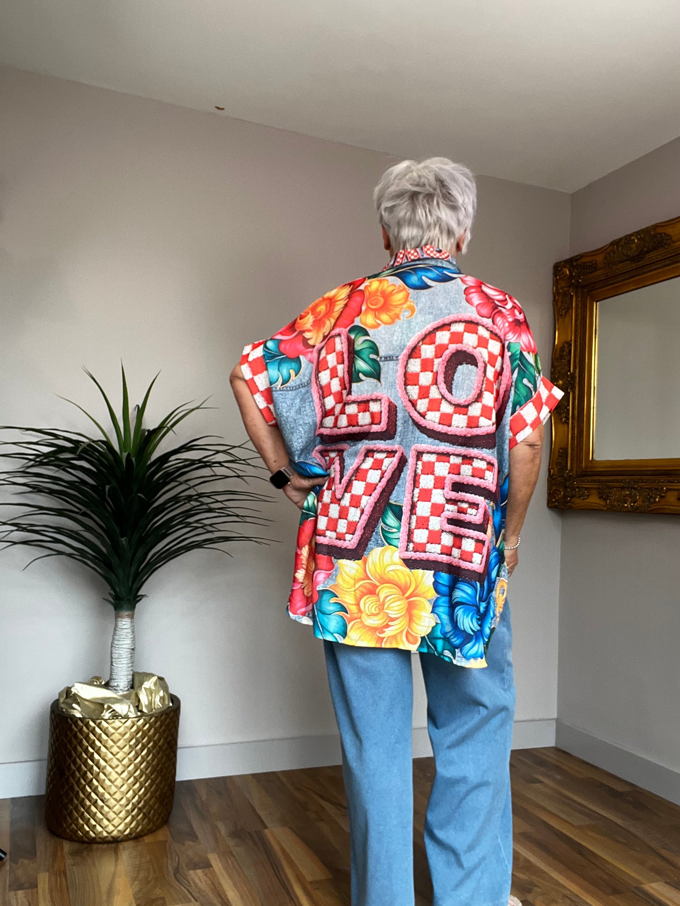 🔥 Sale No Return - Colourful Love Shirt