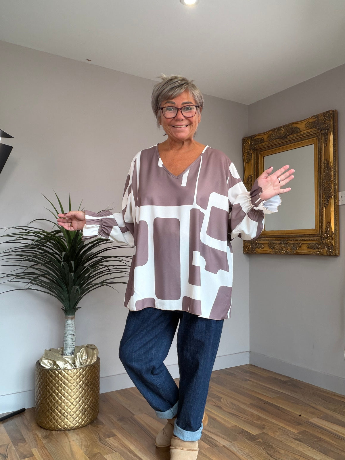 🔥Sale No Return - Monochrome Lightweight Top