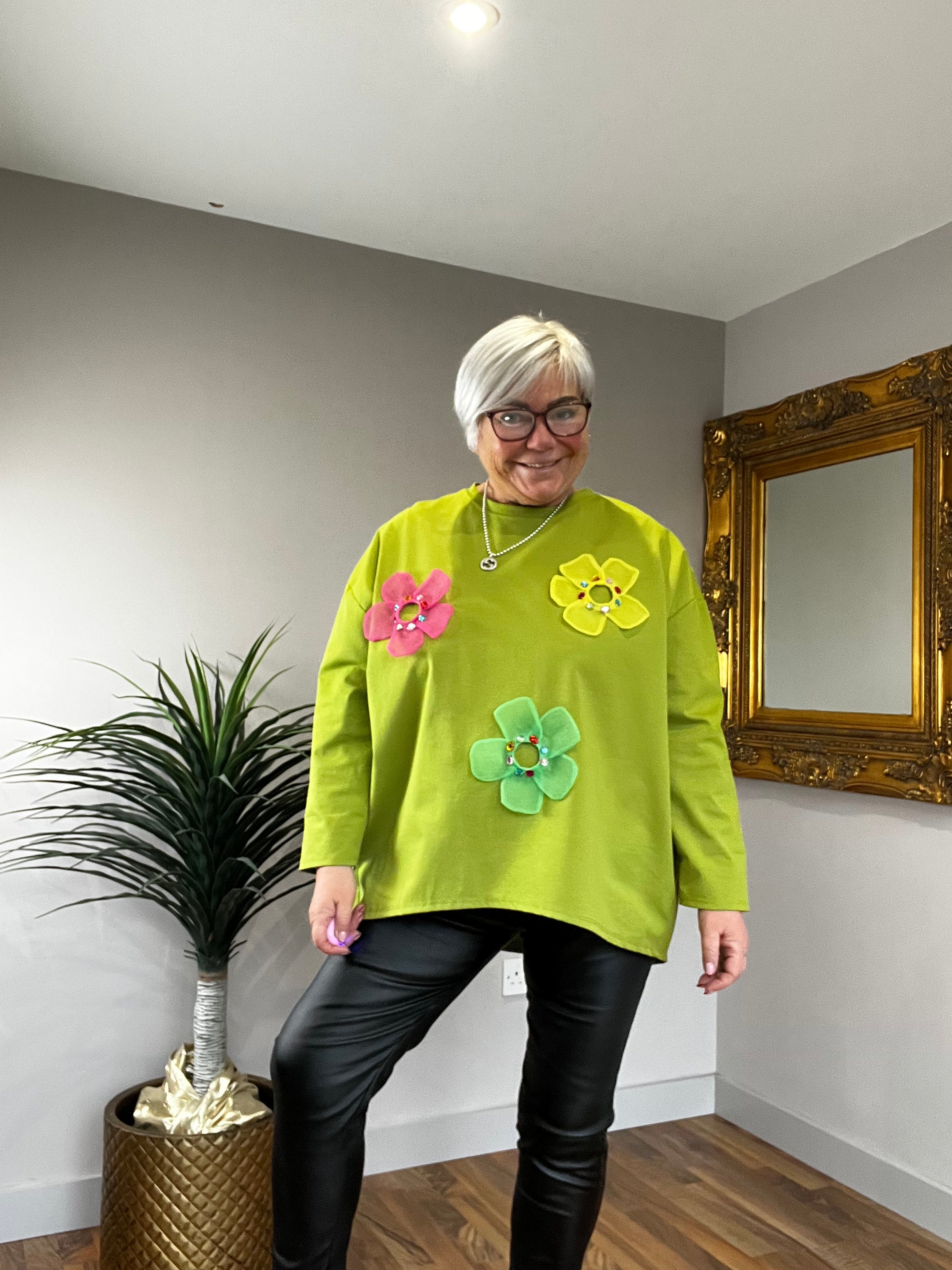 🔥 Sale No Return - Flower Power Sweat Top