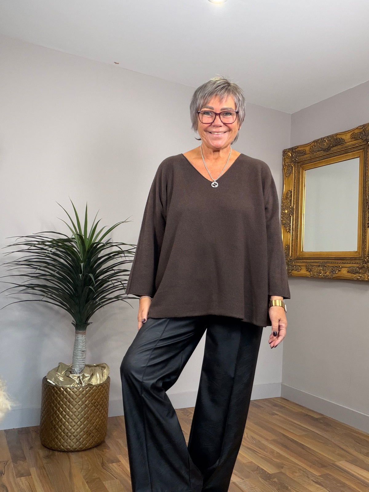 Bargain V-Neck Knit Top