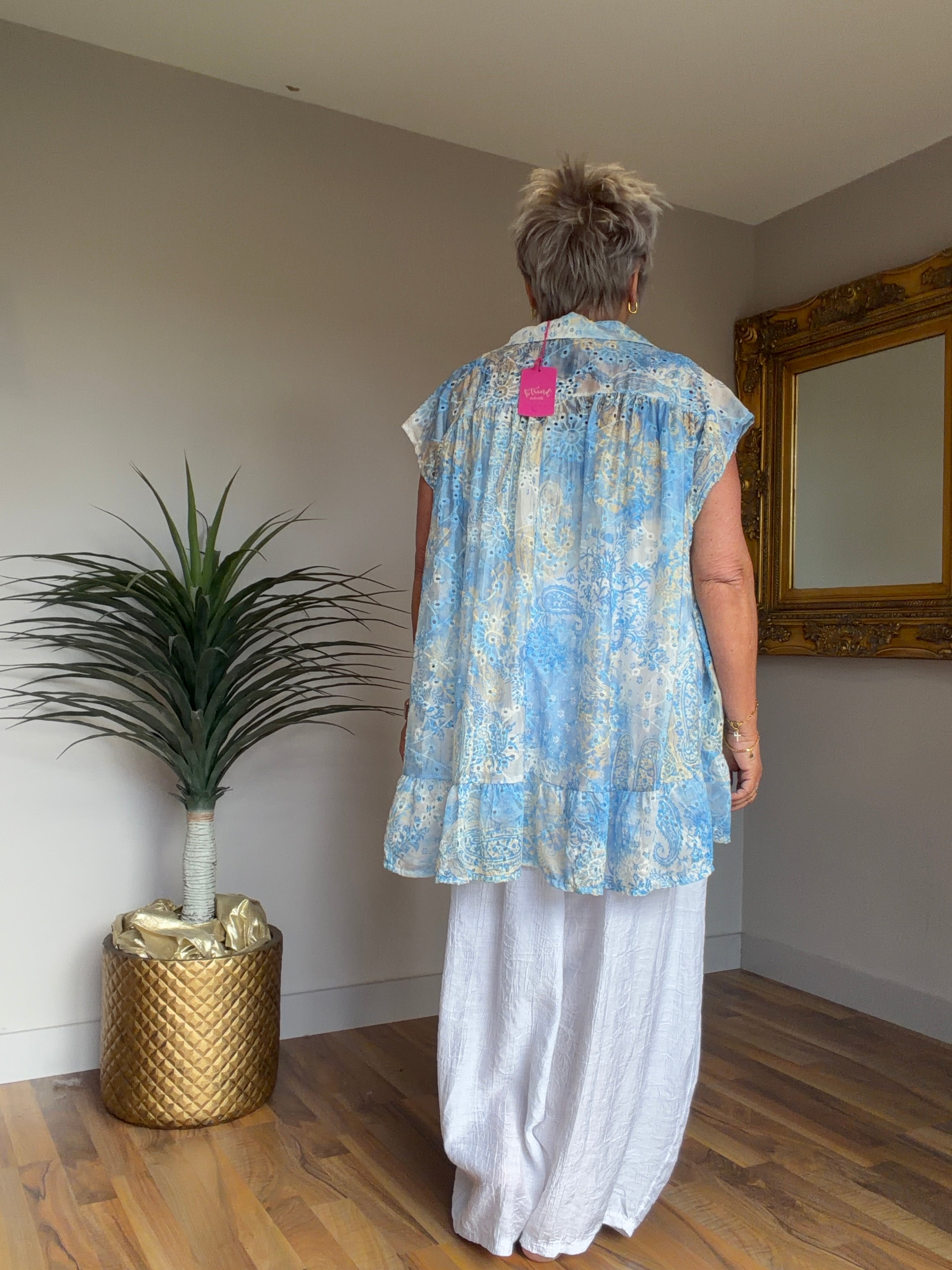 Pretty Broiderie Anglaise Cap Sleeve Top