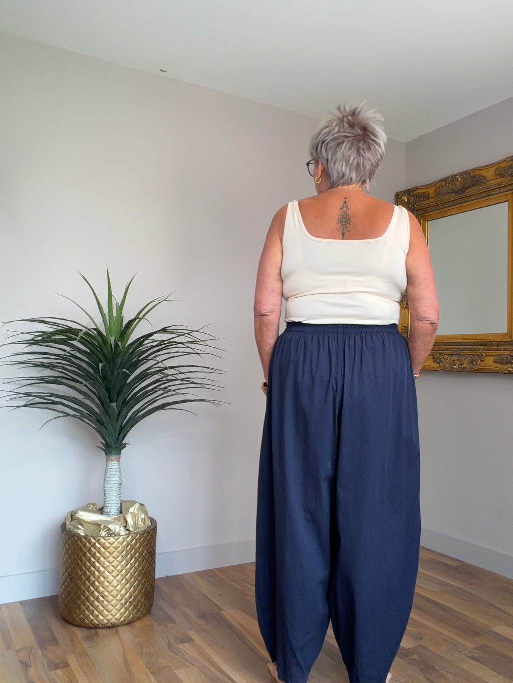 Bonita Barrel Leg Posh Cotton Pants