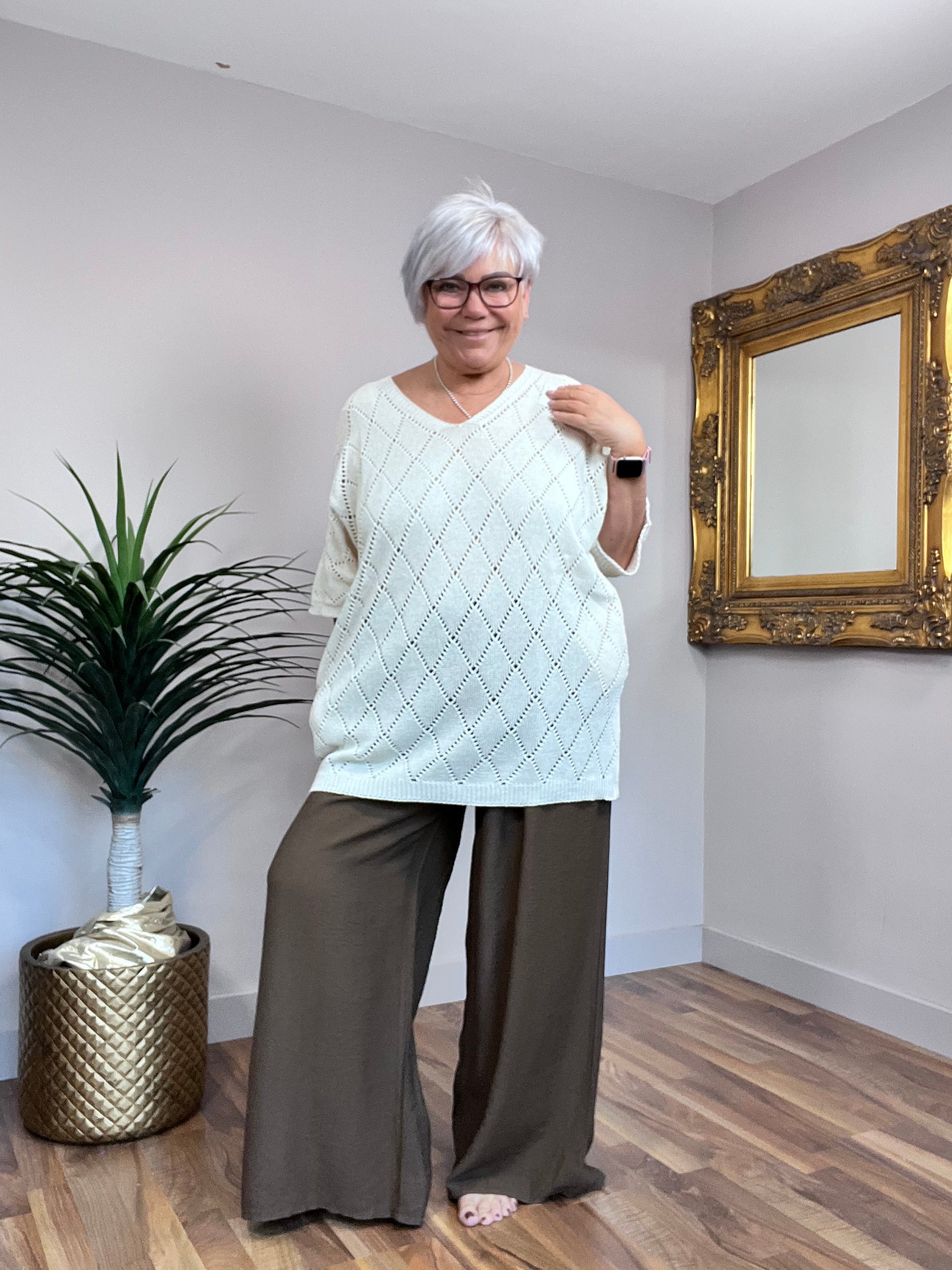 Sonya Argyle V neck Top