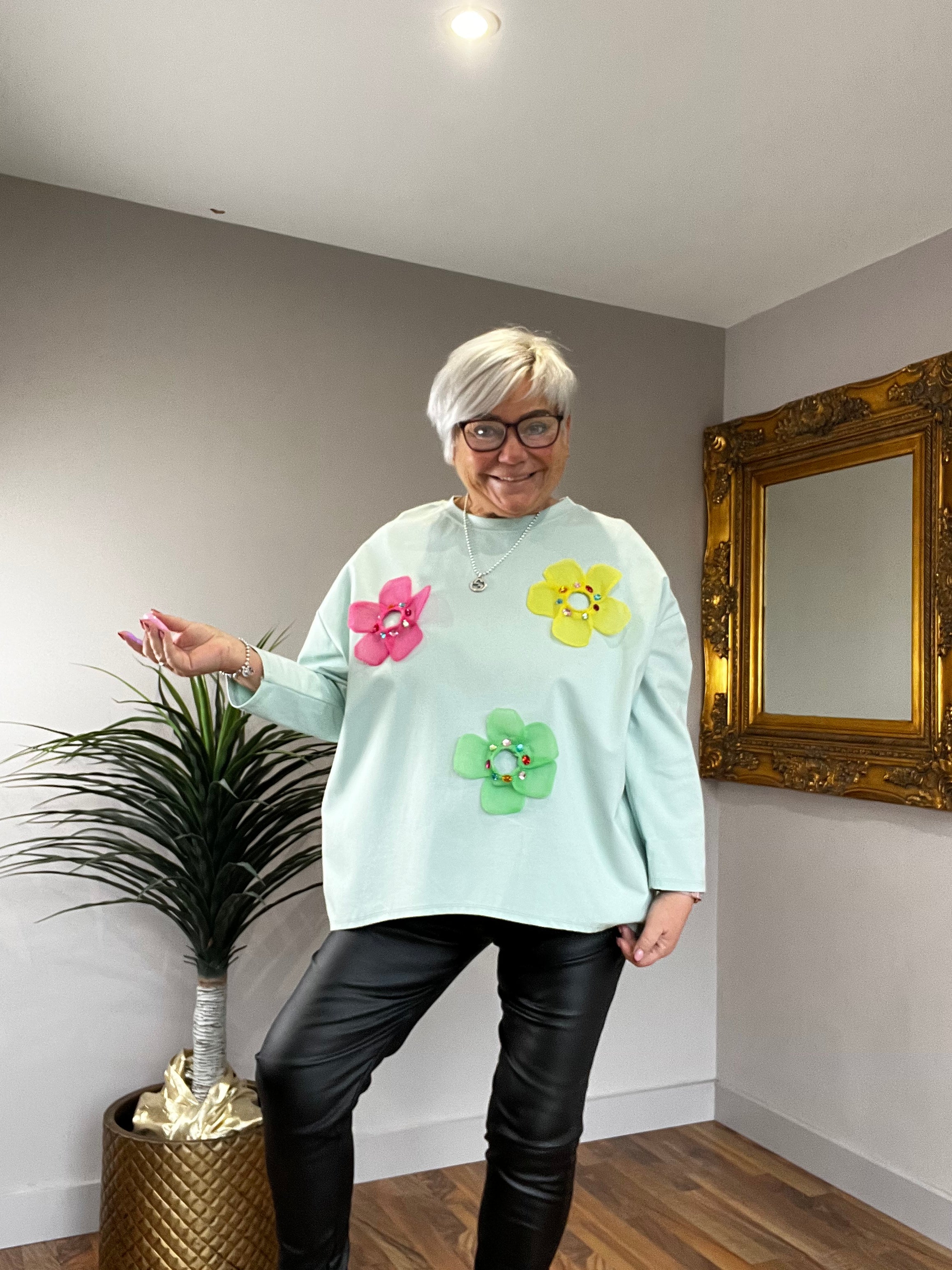 🔥 Sale No Return - Flower Power Sweat Top