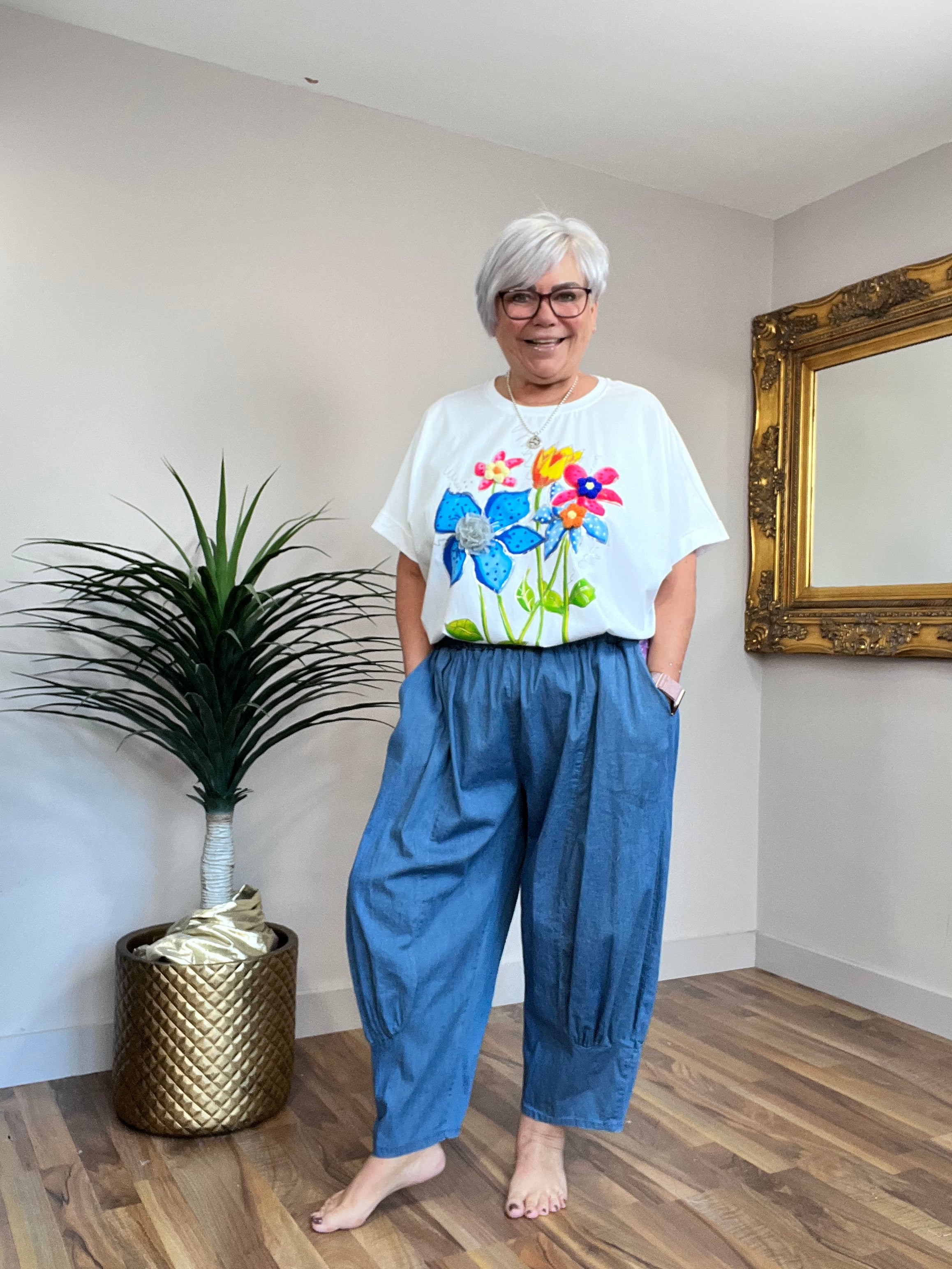 Tulip Shape Stretch Jeans