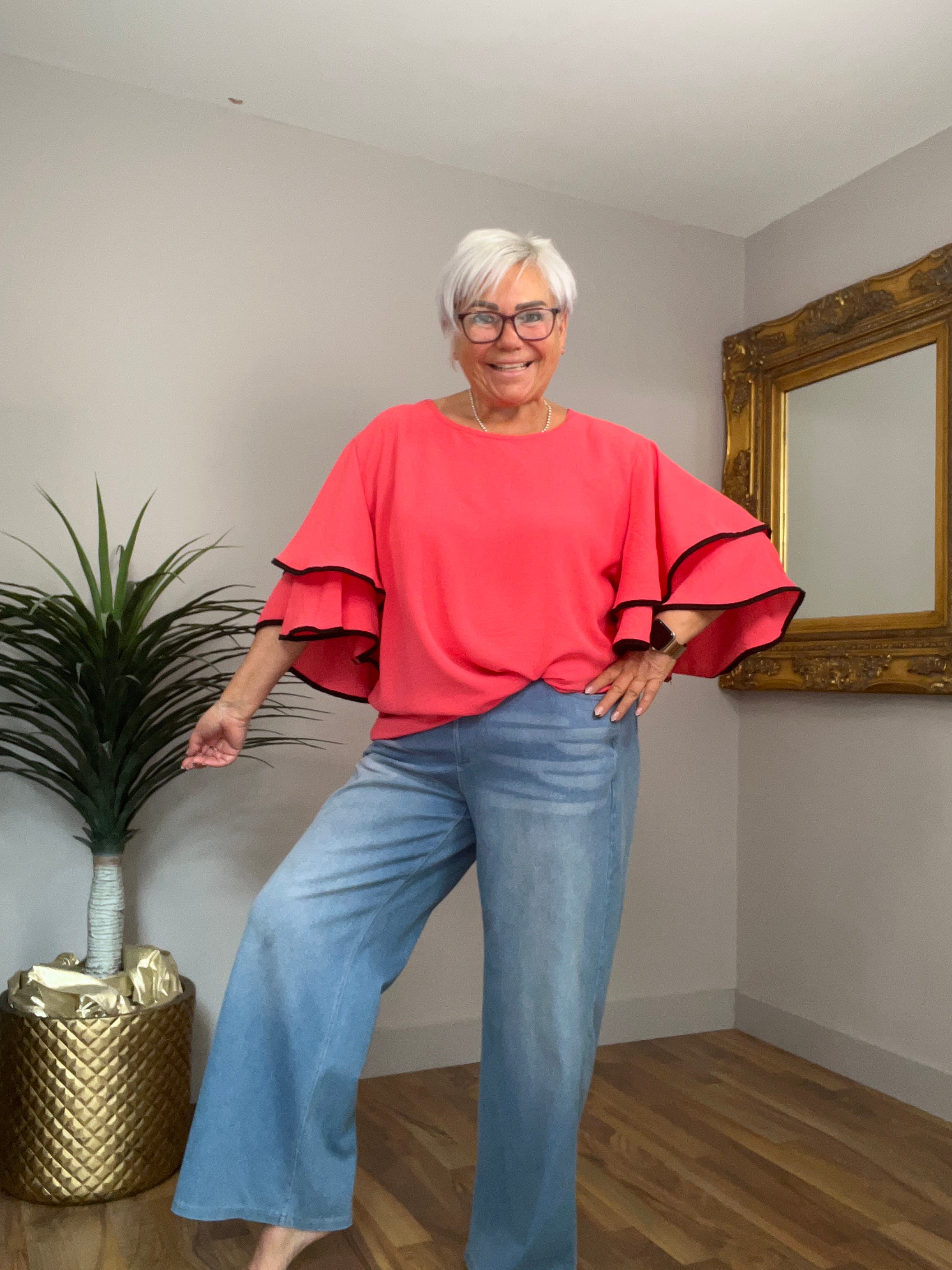 🔥 Sale No Return - Piped Ruffle Sleeve Top
