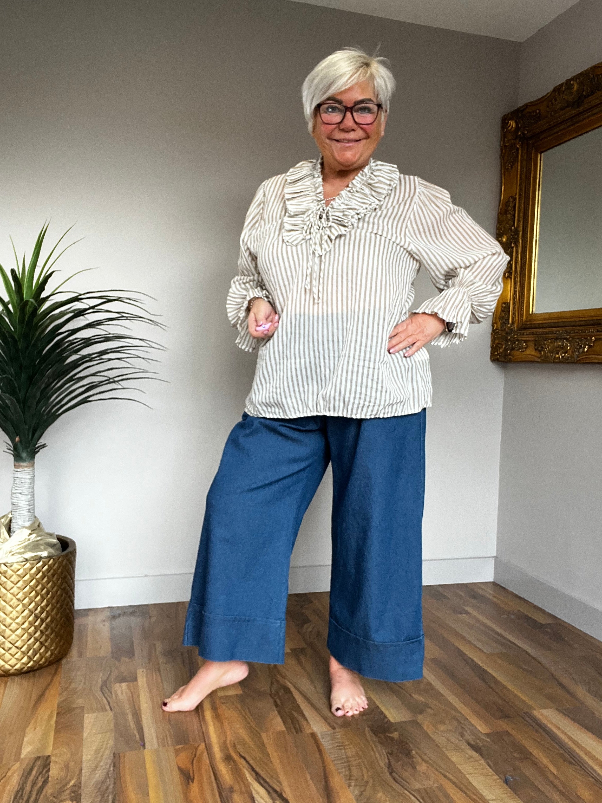 🔥 Sale No Return - Florence Frill Shirt