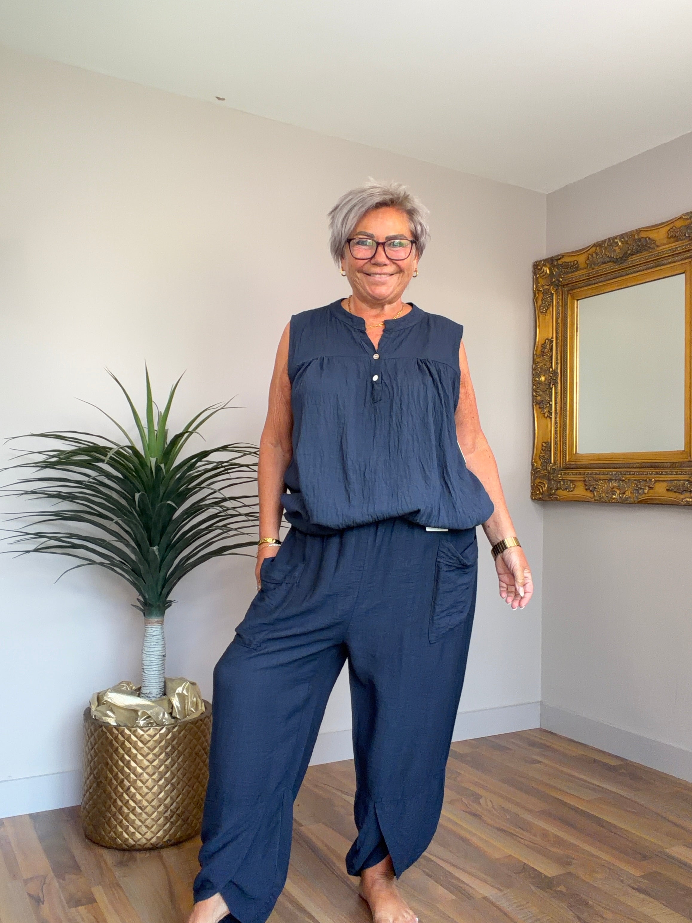 Savanna Tulip Pants (matching top available)