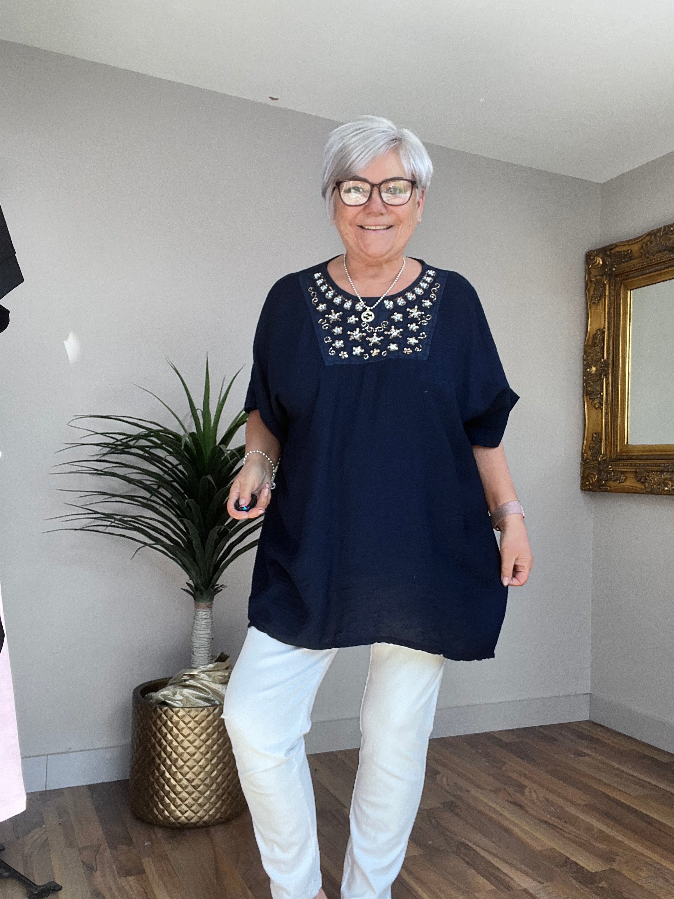 Pearl Detailed Cotten Top