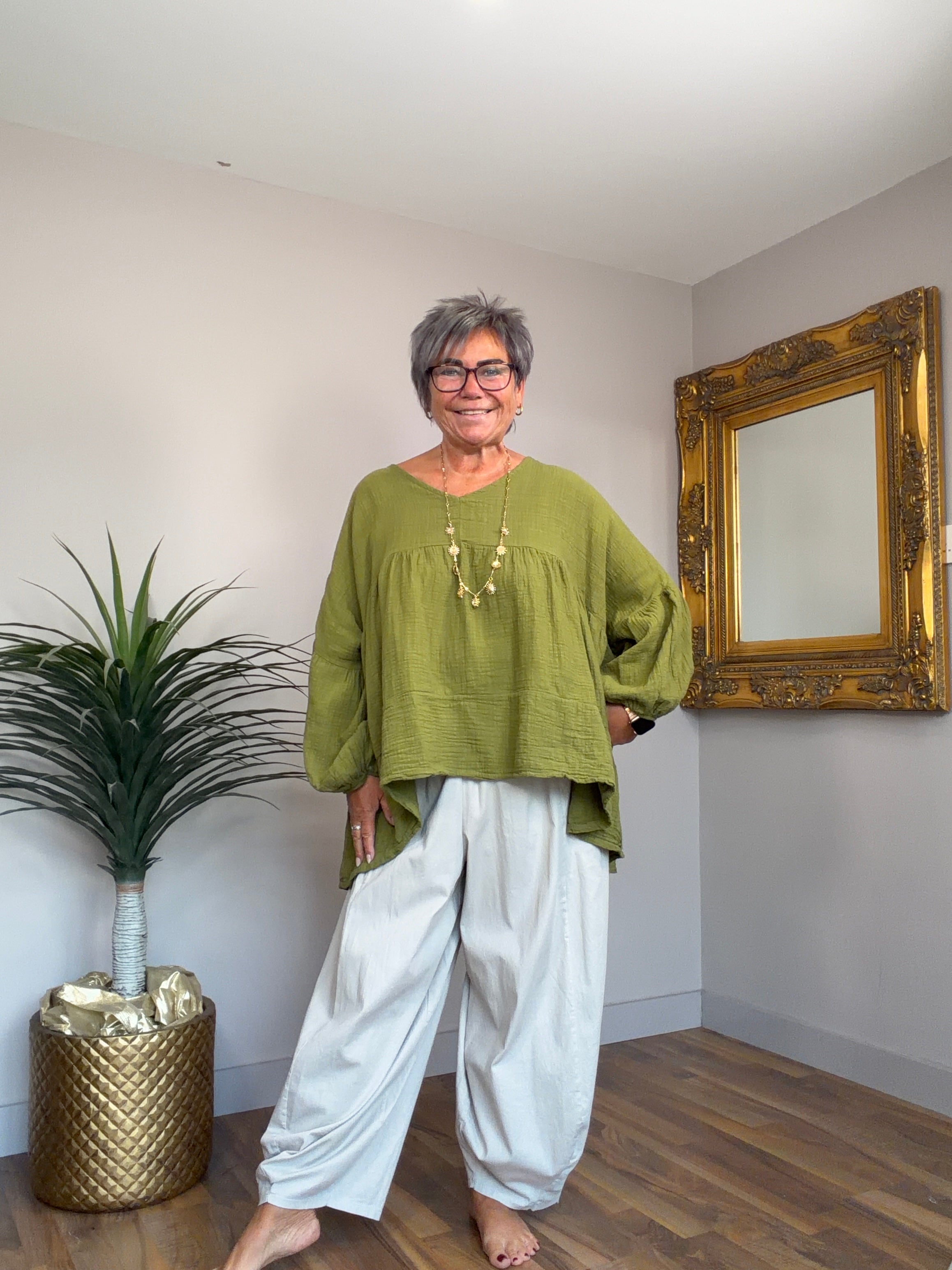 Pattie Plain Cotton Smock Style top